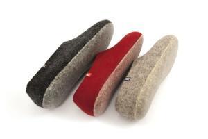 Wooppers slippers with natural rubber soles