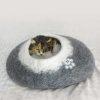 Cat Bed Pebble Gray white by Wooppers with cat