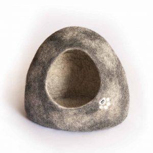 Igloo cat cave grey with white shades by Wooppers_c