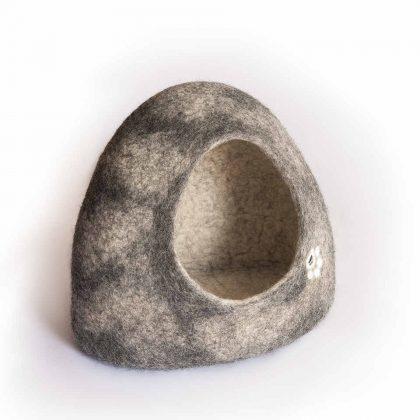 Igloo cat cave grey with white shades by Wooppers_d