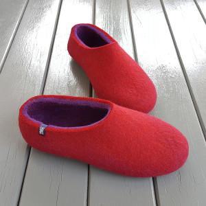 Μάλλινες παντόφλες για γυναίκες σε κόκκινο-μωβ, συλλογή DUAL RED της Wooppers -