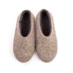 Grey felt slippers in anthracite, DUAL NATURAL collection by Wooppers -a