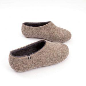 Grey mens slippers from the Dual Natural collection of Wooppers felted slippers -d