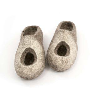 Low back mens slippers in grey and white, "OMICRON" collection by Wooppers -e