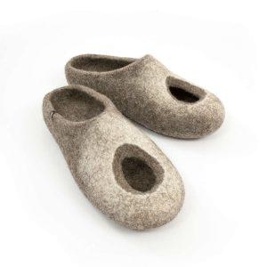Low back mens slippers in grey and white, "OMICRON" collection by Wooppers -b