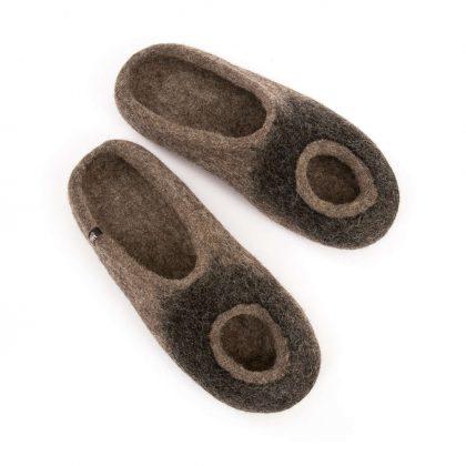 Mens summer slippers in grey and black, "OMICRON" collection by Wooppers -a