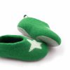 Kids house slippers, green with white STAR, from the Wooppers Kids slippers collection -d #kids #house #slippers