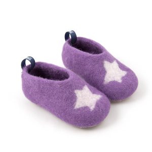 Toddler girl shoes, lilac with white STAR, from the Wooppers Kids slippers collection -b #toddler #girl #shoes