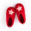 Kids red slippers from the Wooppers STAR collection