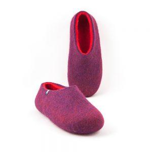 Winter slippers purple with red by Wooppers felted slippers b