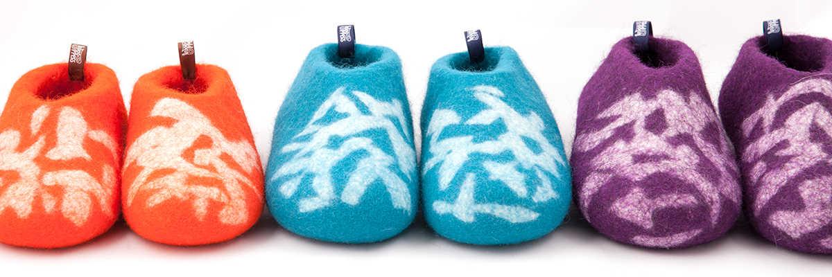 Kids felt slippers in happy colors from the BITS Wooppers slippers collection