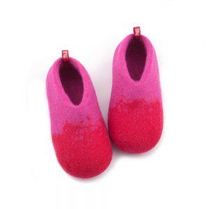 Girls house slippers in pink-red, DUO kids collection by Wooppers -a