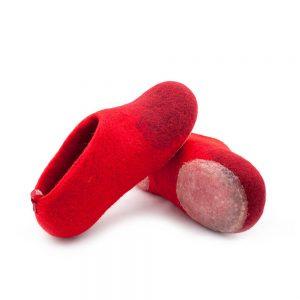 Girls wool slippers in red-crimson, DUO kids collection by Wooppers -c