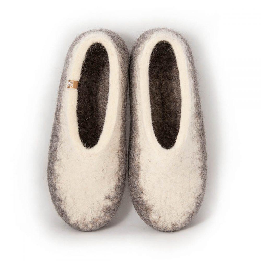band Schadelijk robot Mens warm slippers natural white and grey - TOPS by Wooppers