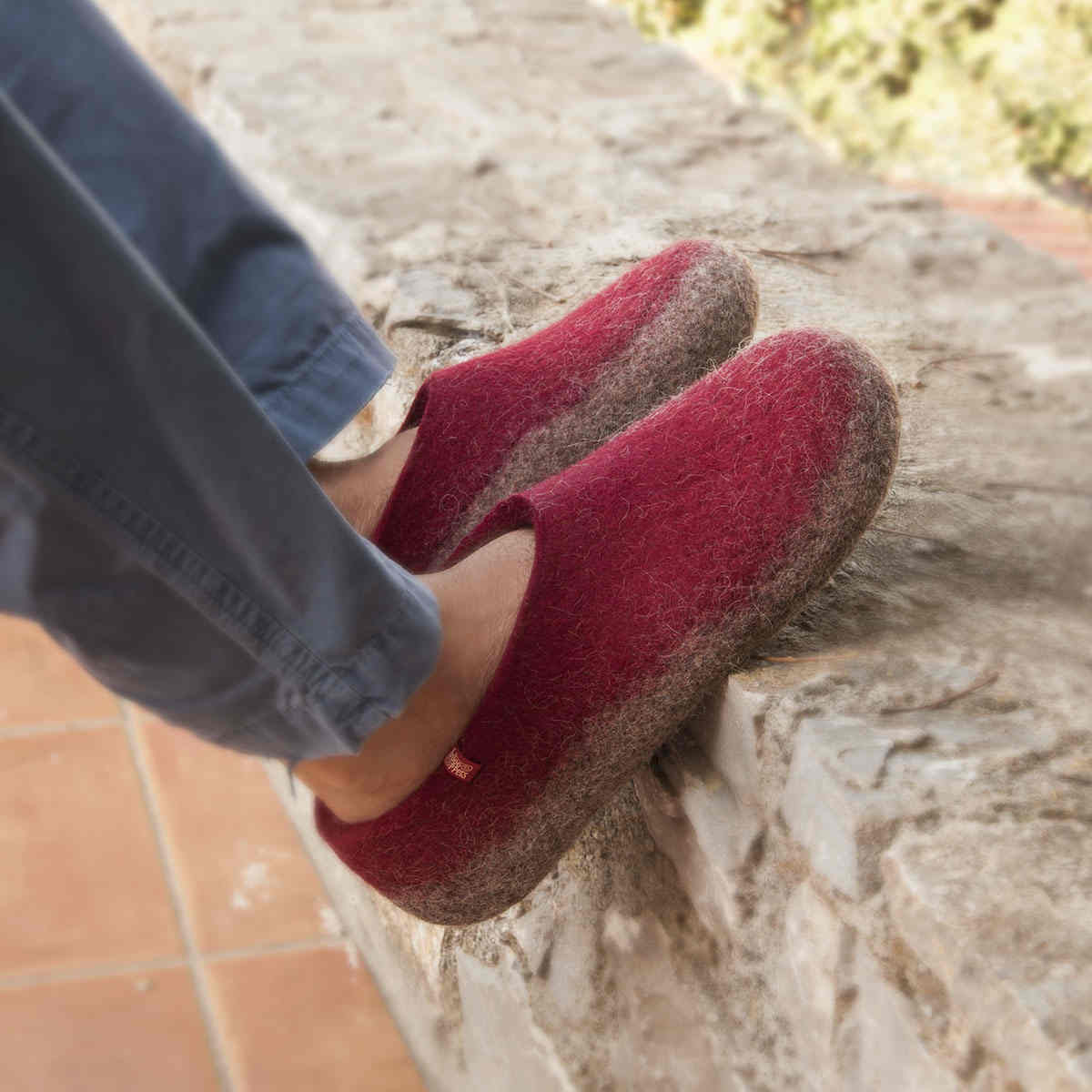 mens red slippers