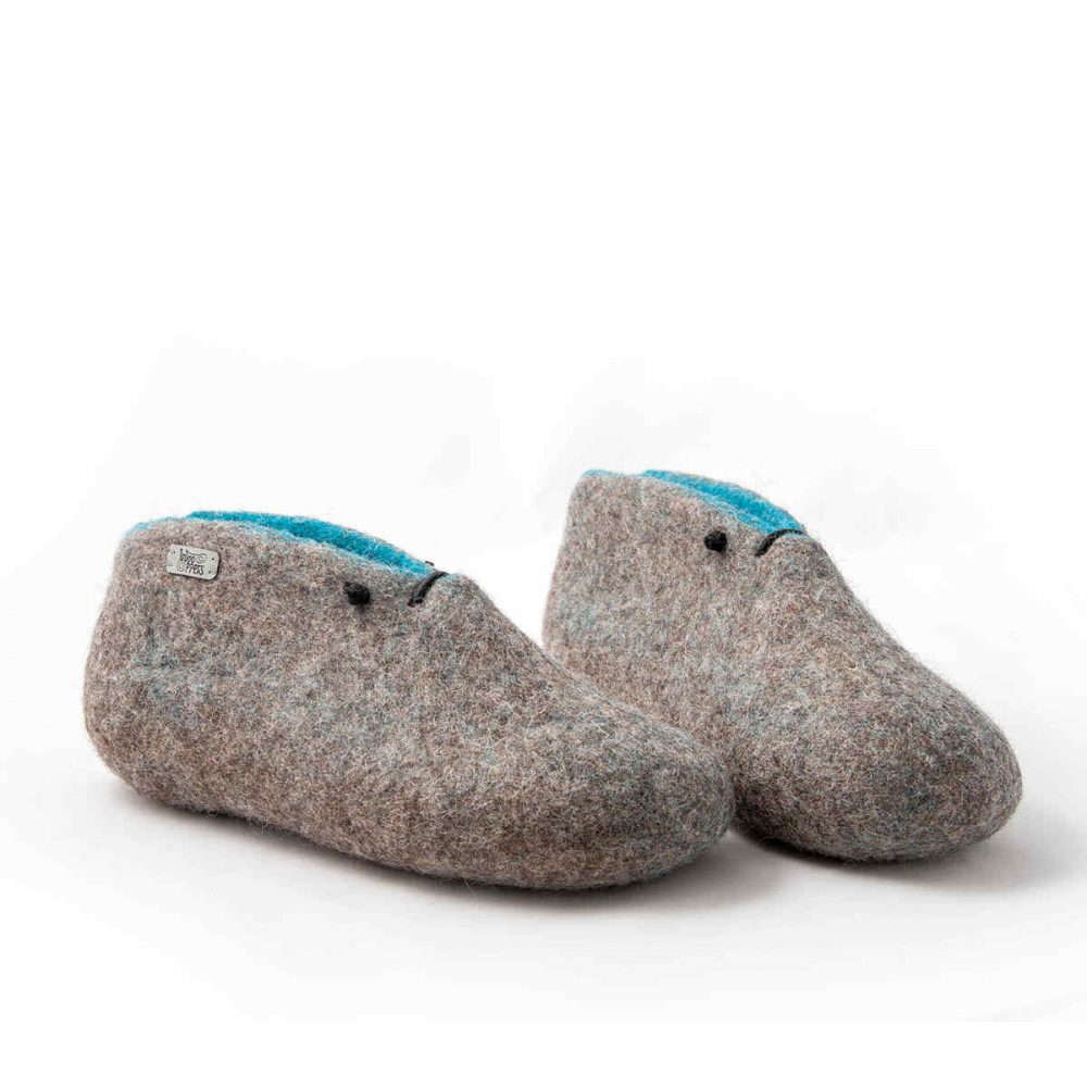 slippers in grey blue wool by Wooppers woolen slippers