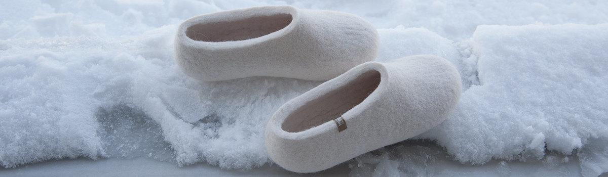ARIA bridal white felted slippers