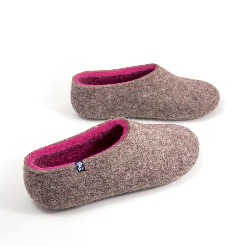 Felted slippers in grey-fuchsia, DUAL NATURAL collection by Wooppers -e