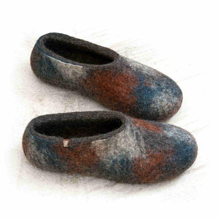mens grey slippers