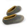 Comfy slippers in 100% merino wool, grey with mustard yellow -h