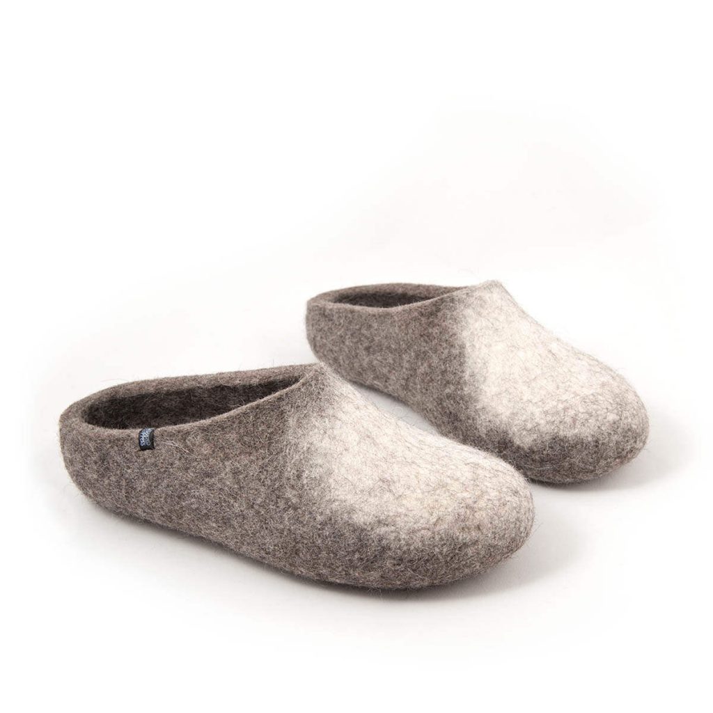 Cozy Slippers Couple Household Warm Cotton Slippers Women Winter Home  Cotton Shoes Ladies Indoor Thick-Soled Wool Slippers Bedroom Slippers  (Color : A, Size : 38-39) price in Saudi Arabia | Amazon Saudi Arabia |  kanbkam