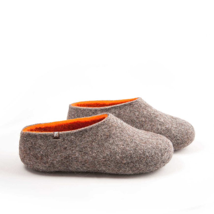 Boiled wool slippers Grey and Orange from the DUAL NATURAL Wooppers collection -b
