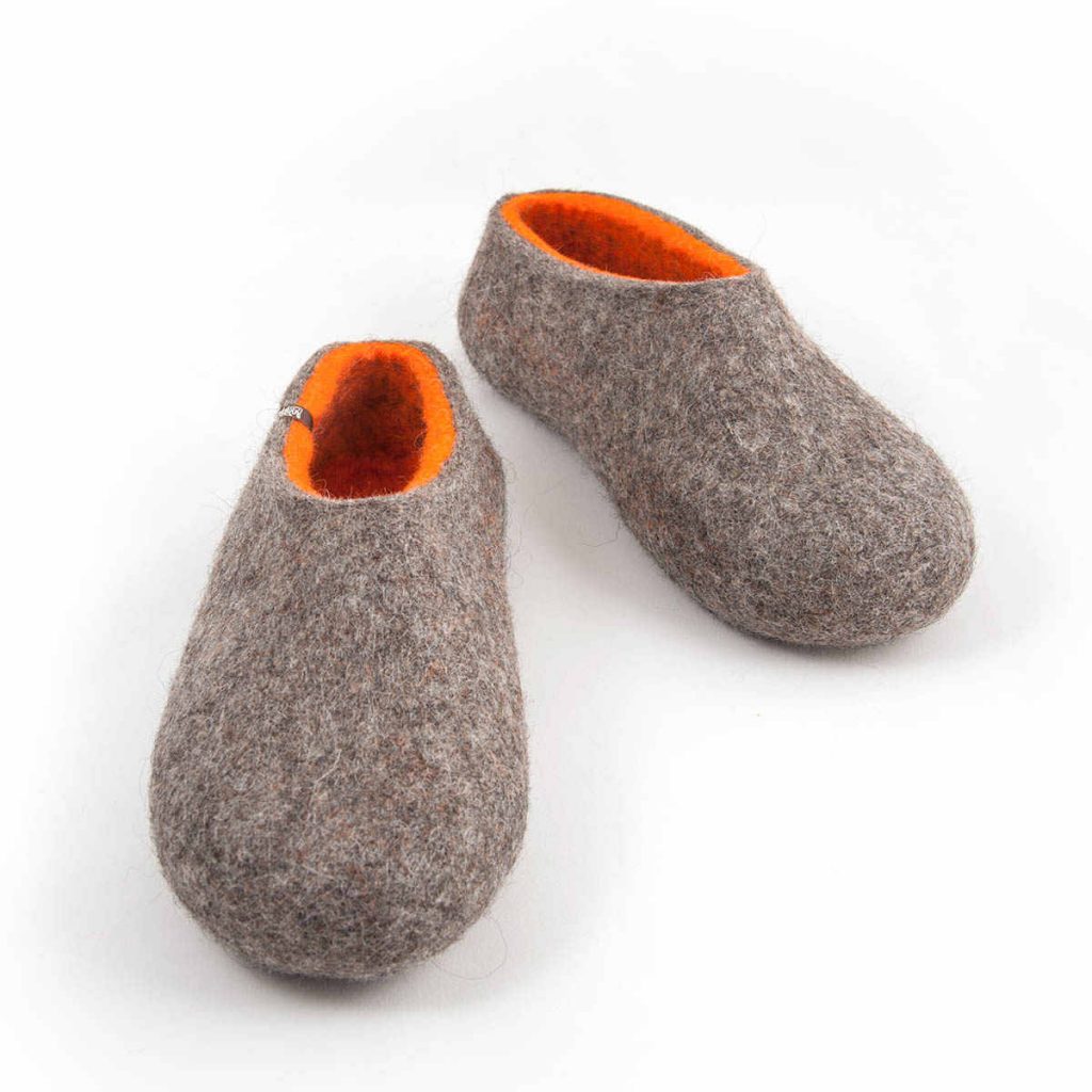 Unisex παντόφλες σε γκρι και πορτοκαλί από τη συλλογή DUAL NATURAL της Wooppers -f