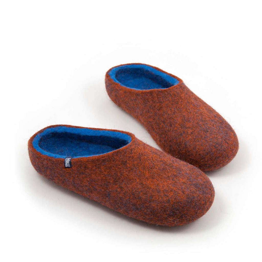 House slippers COLORI in copper and blue made either high or low at the back_c