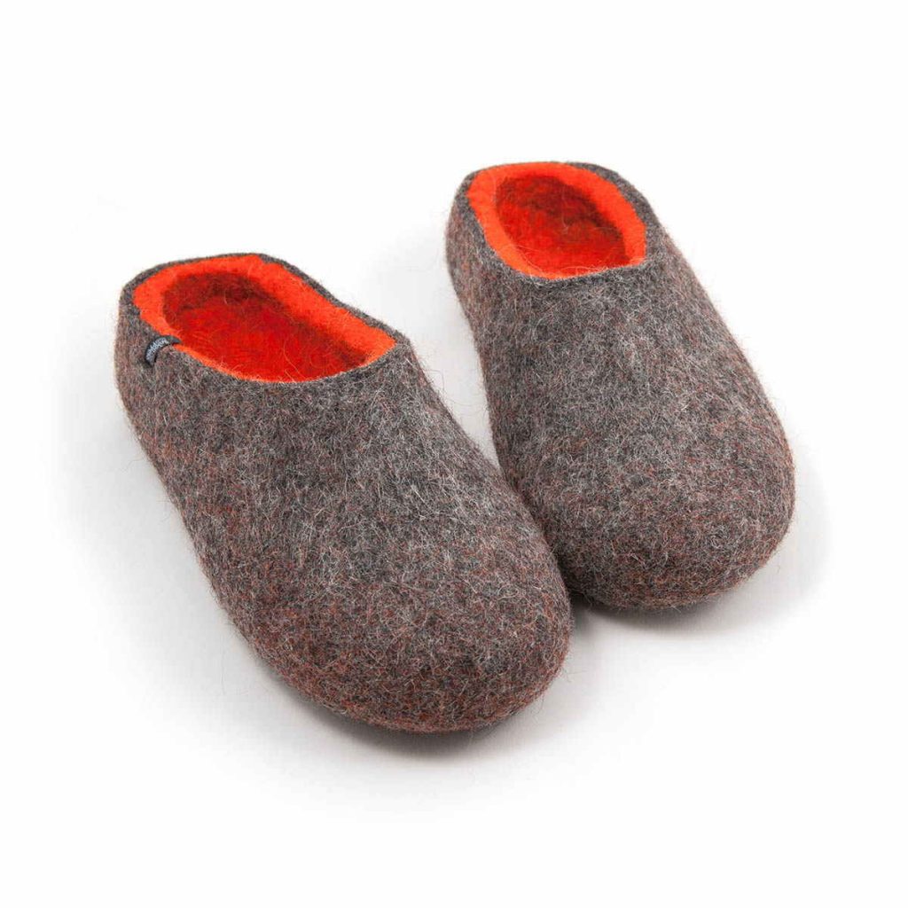 Felt wool slippers COLORI in grey and orange made either high or low at the back_g
