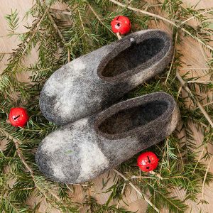 ARTI winter slippers by Wooppers. The perfect Christmas gift
