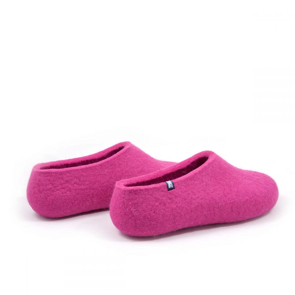 House shoes in pink, lilac, purple by Wooppers wool slippers