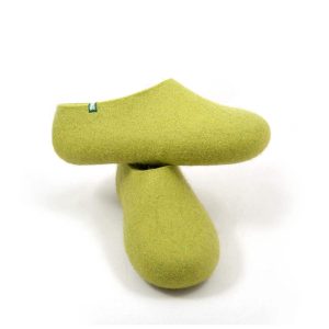 wool slippers in lime green color, house shoe shape -f
