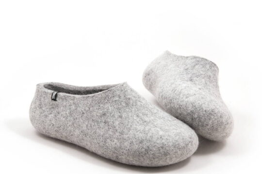 BASIC light mottled gray wool slippers -h