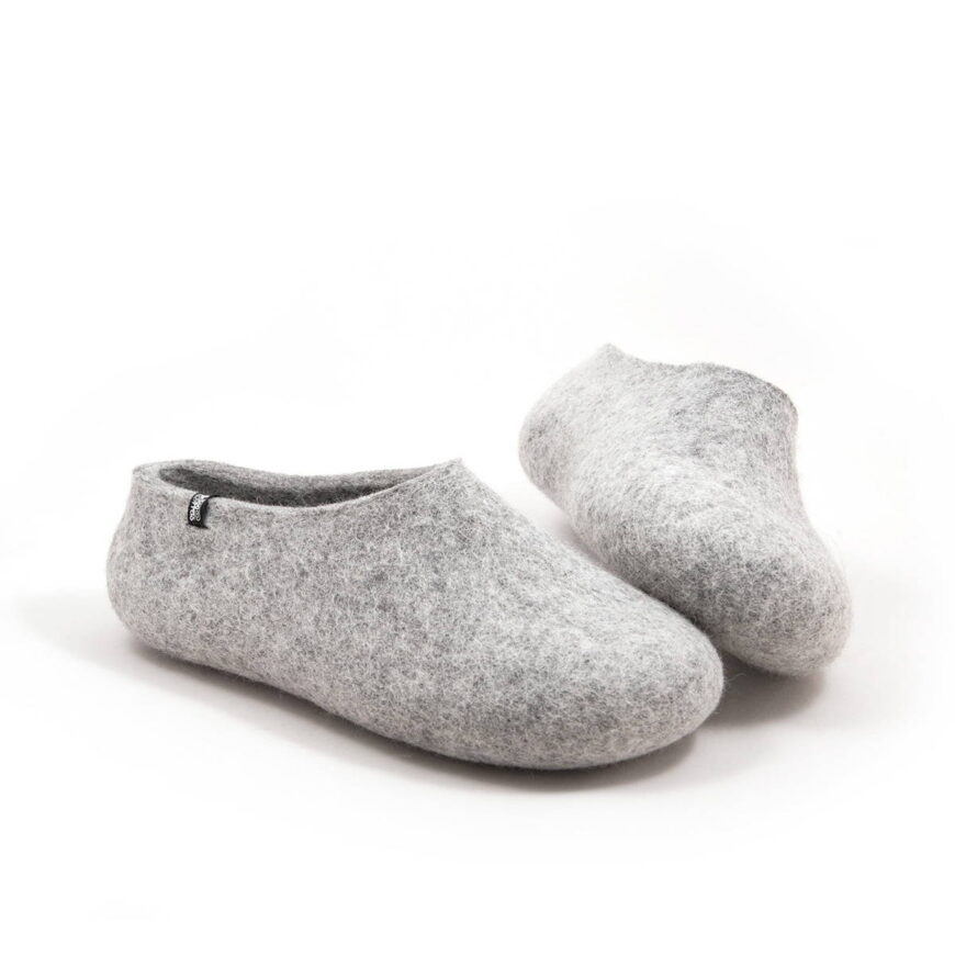 BASIC light mottled gray wool slippers -h