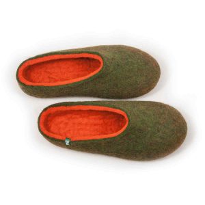 Slippers for home COLORI in green and orange made either high or low at the back_a