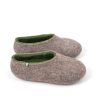 παντόφλες από μαλλί φυσικό γκρι και λαδί της Wooppers -c