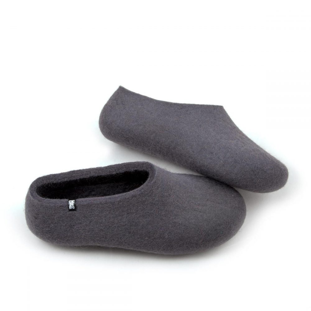 Anthracite grey wool slippers from Wooppers' BASIC collection -f