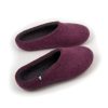 Bedroom slippers in plum and dark grey sheep wool, low at the back by Wooppers -d