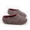 Felt slippers for women in natural wool with crismon, DUAL NATURAL collection by Wooppers -b