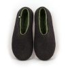 Black mens slippers in wool, olive green on the inside, by Wooppers _a