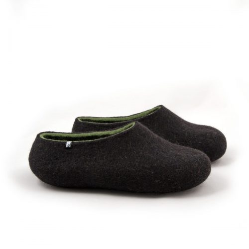 Black mens slippers in wool, olive green on the inside, by Wooppers _b